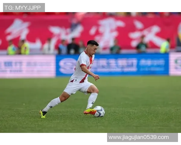 广州足球队荣登足球节奏排行榜第二名展现强劲实力与团队配合 广州足球队荣登足球节奏排行榜第二名展现强劲实力与团队配合