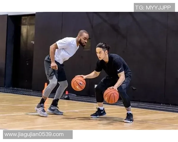 从绿茵场到篮球场足球明星对决篮球巨星的精彩猜想