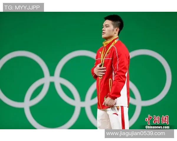 南京排球队在大师赛中的拼搏历程与荣耀时刻全记录