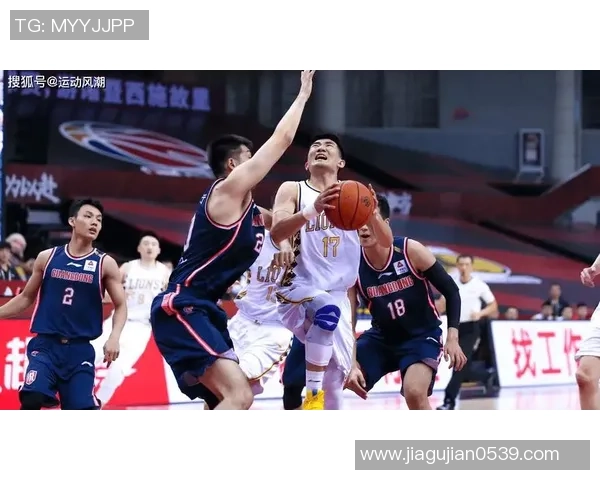 武汉篮球队与北京篮球队的精彩对决赛后分析与战术探讨